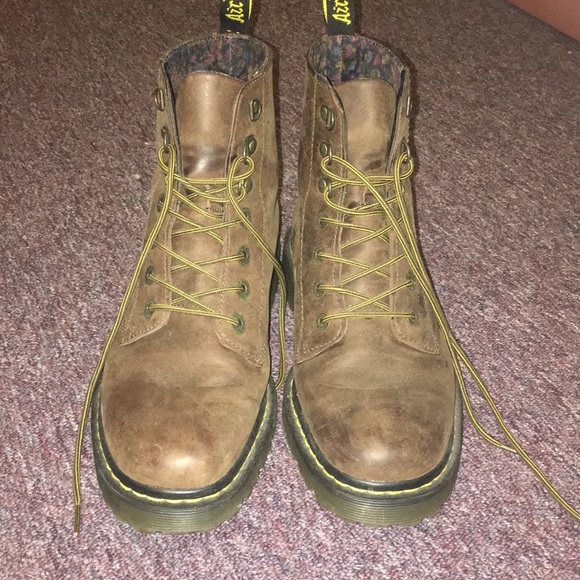 dr martens boots poshmark